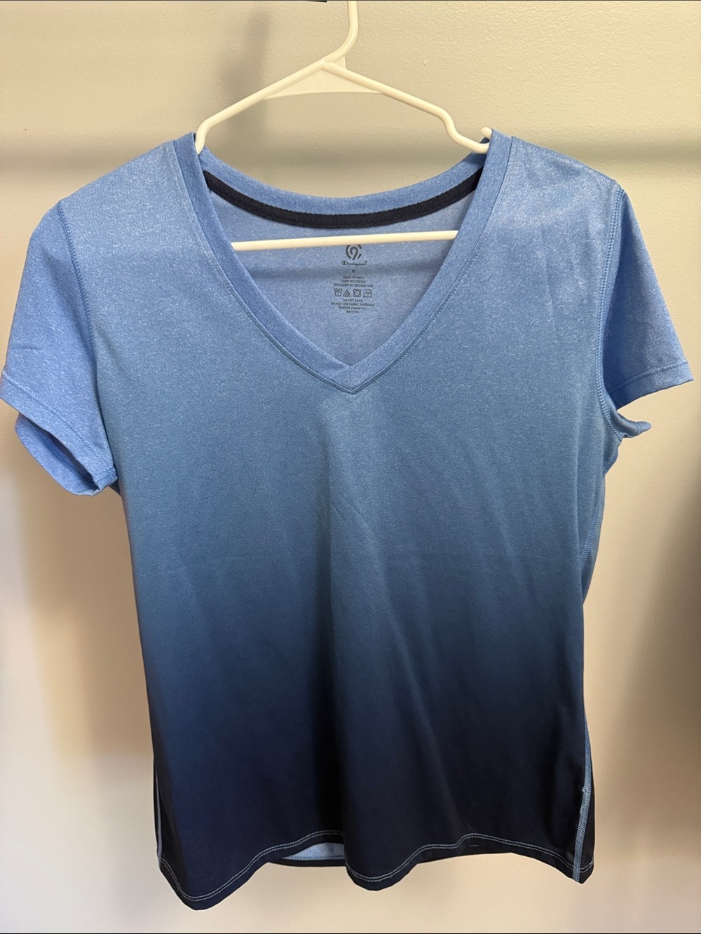 Champion Women's Blue Ombre V-Neck Short Sleeve Tee
